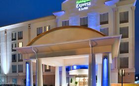 Holiday Inn Express Hotel & Suites Fredericksburg By Ihg